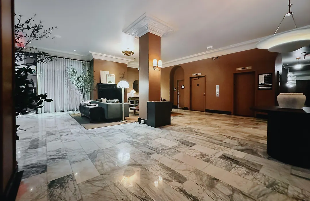 Found Hotel Carlton, Nob Hill-1